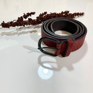 COPY - Zara burgundy leather belt